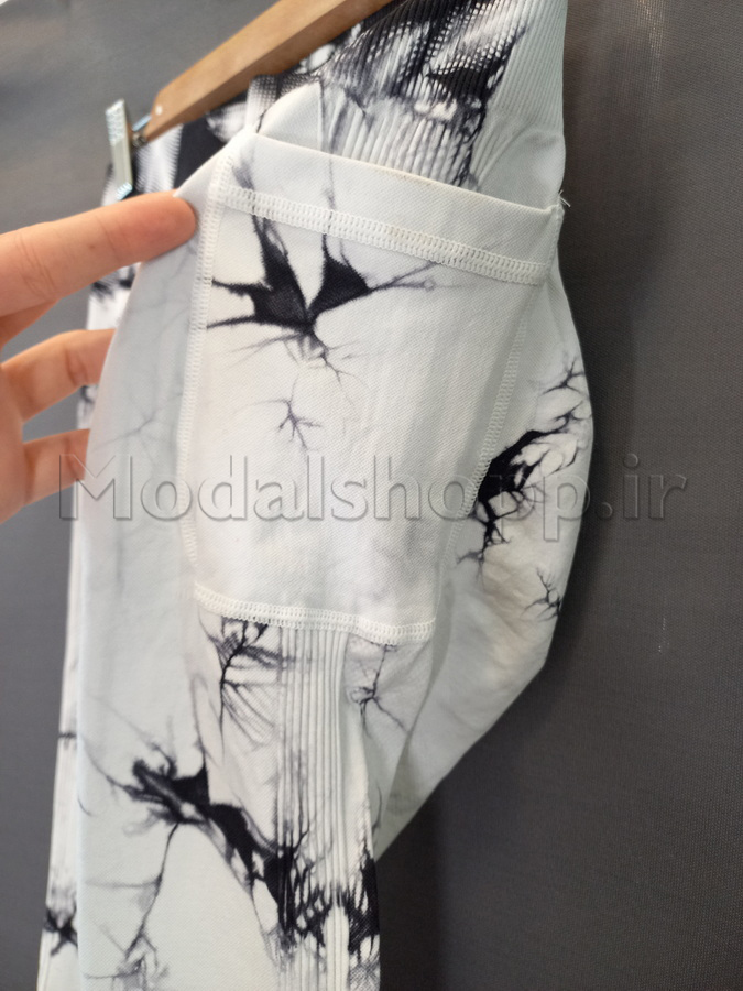 لگ سیملس پشت چین دار ابر و بادی _ Seamless Leggings