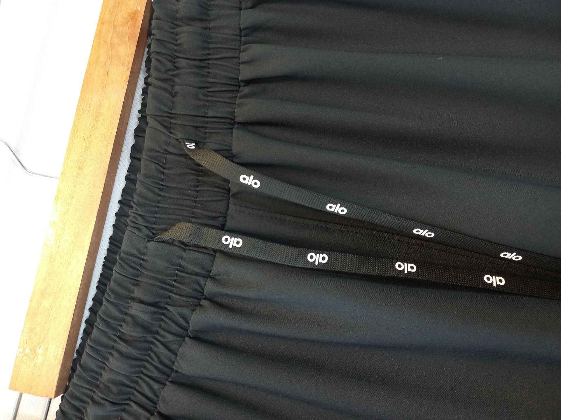 شلوار بگ زنانه alo