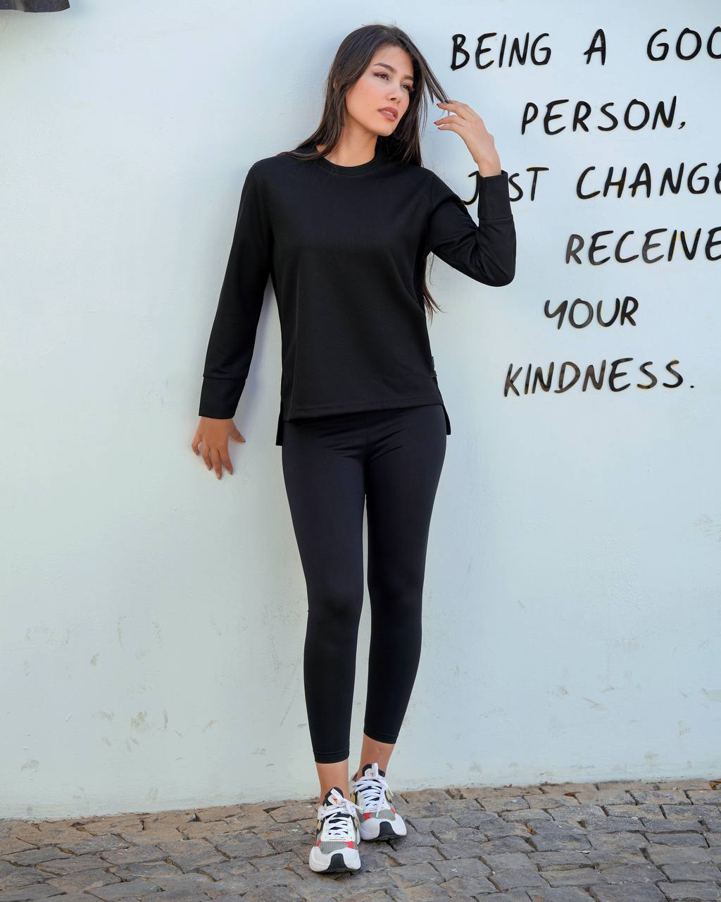 بلوز آستین بلند ورزشی زنانه، بیسکوئیتی