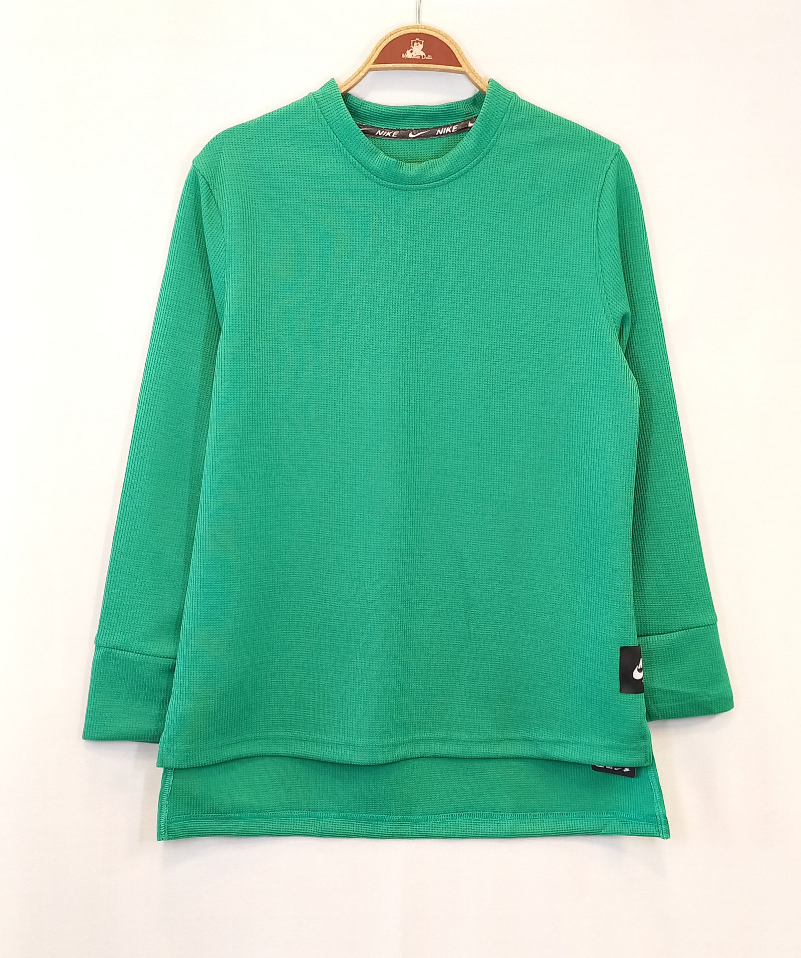 بلوز آستین بلند ورزشی زنانه، بیسکوئیتی