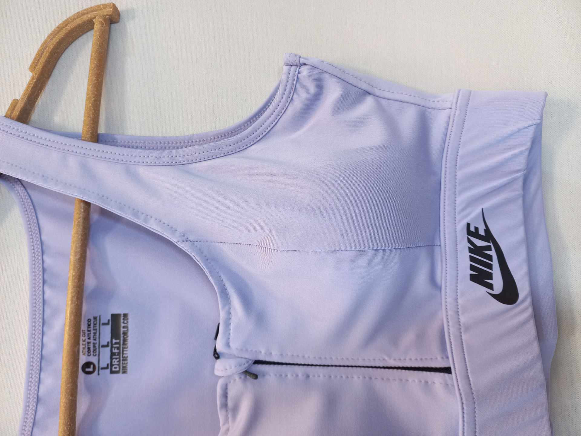 نیم‌تنه ورزشی زنانه نیم زیپ