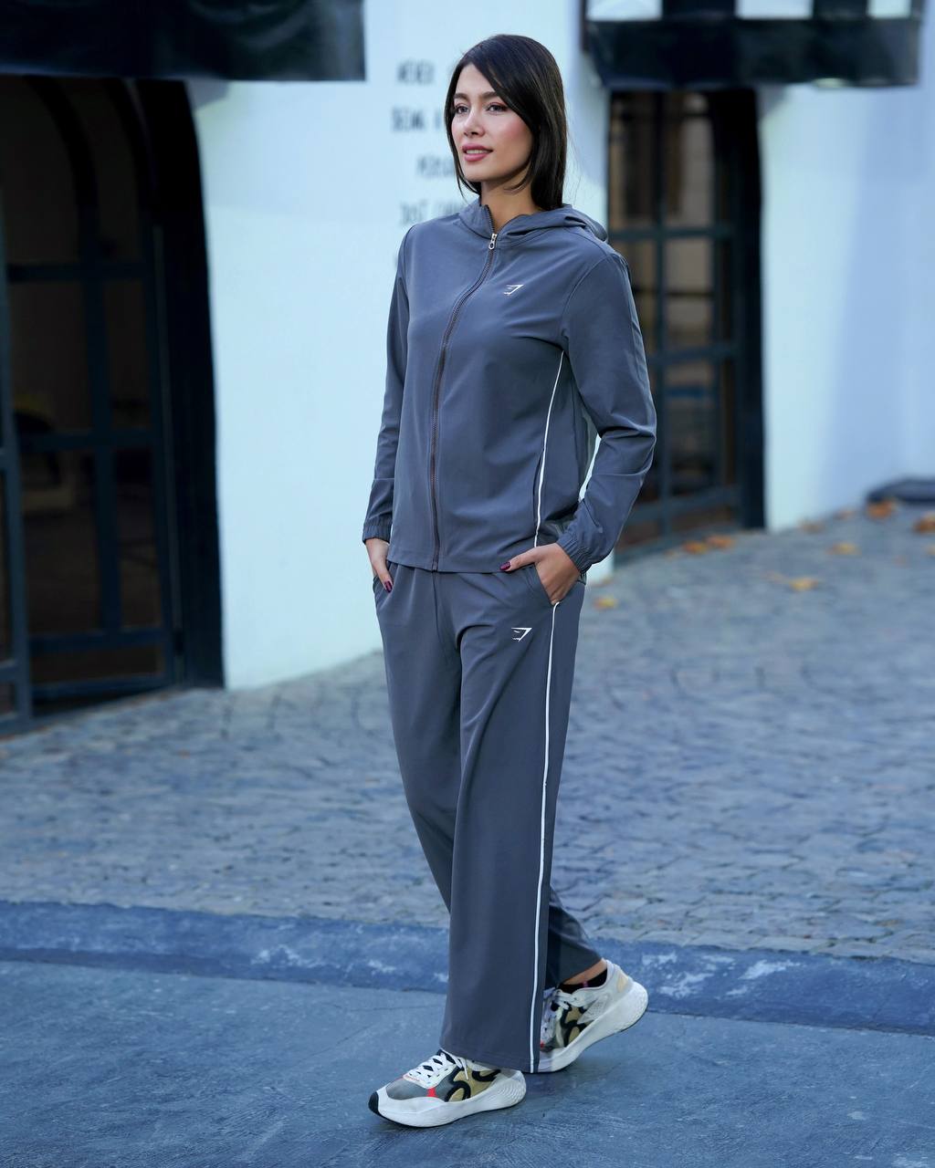 ست سوئیشرت و شلوار ورزشی زنانه