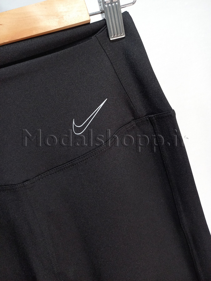شلوار برمودا ورزشی زنانه نایک